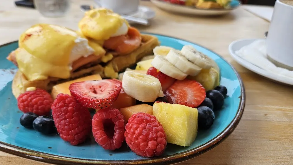 Avocando Waffle Bennys